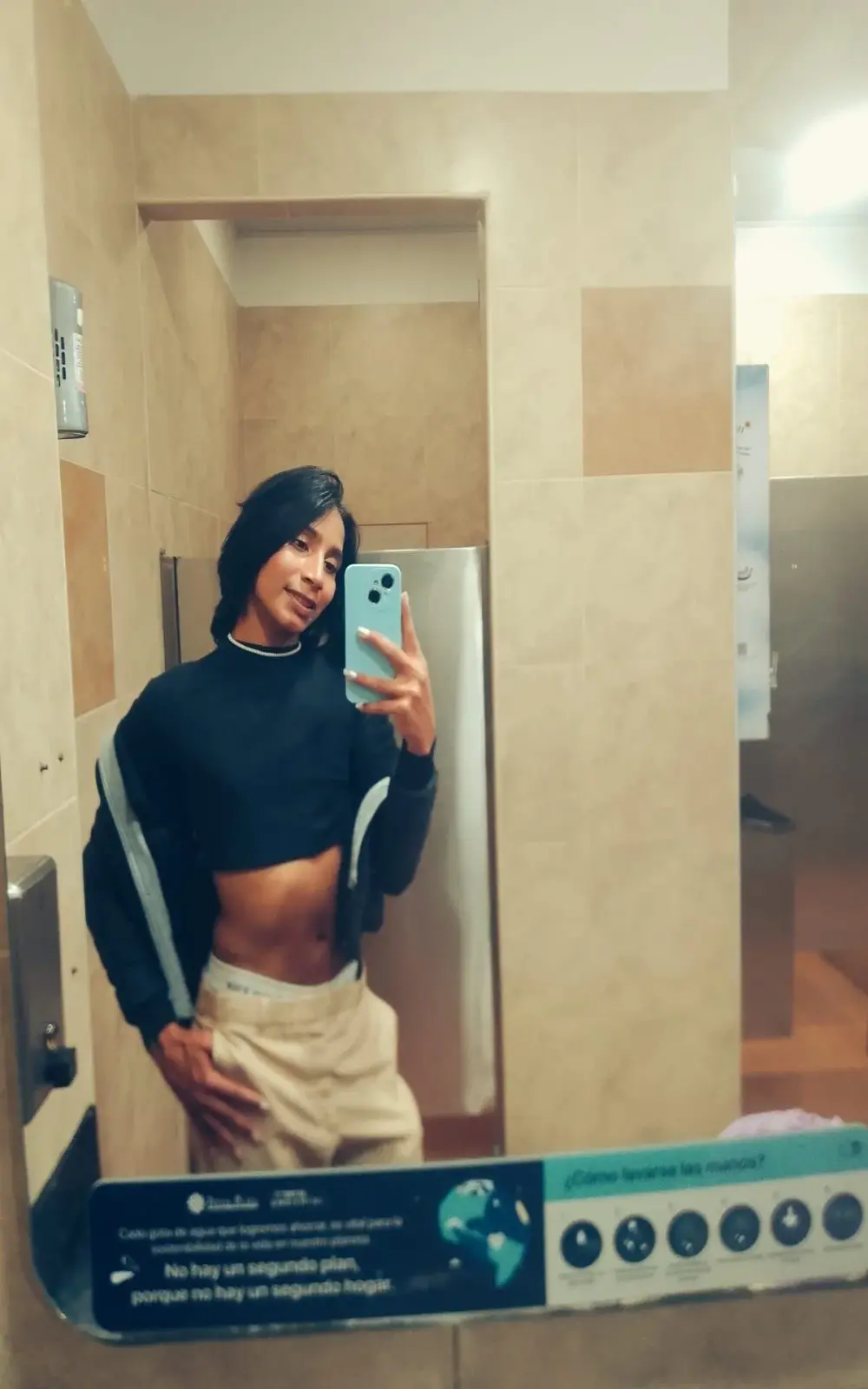 tyle_brunette