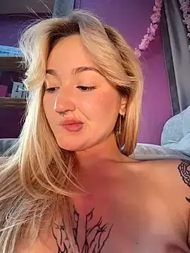 Stripchat Live Sex Cam of Rimmahottes