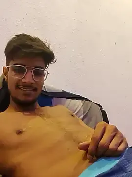 Stripchat Sex Cam of kaushikhotty