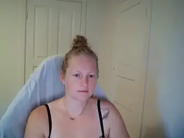 Stripchat Live Sex Cam of Girlnina-1995