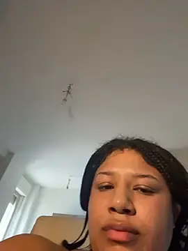 Stripchat Free Porn Cam of SashaLiciosa_