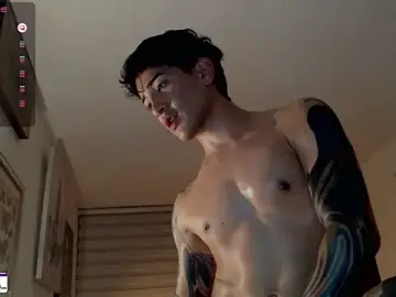 Stripchat Best Webcam of ivaaaan_