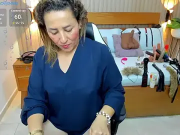 Stripchat Private Sex Chat of luciana_ballesteros_