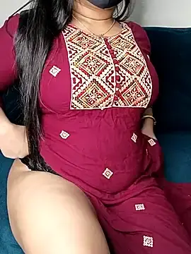 Stripchat Live Sex Cam of SSiya-