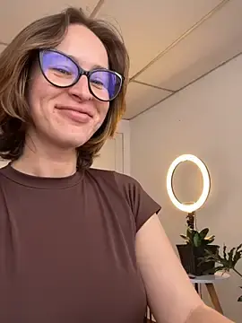 Stripchat Free Porn Cam of cuddlingbunny