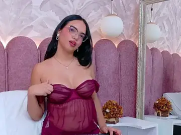 Stripchat Free Porn Cam of Maddy-Dove