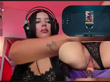 Stripchat Best Webcam of SweetieCloe_