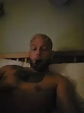 Stripchat Free Live Porn of 10AlphaPapa01