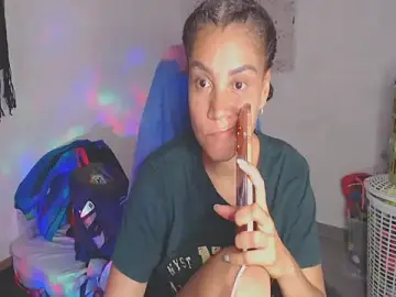 Stripchat Sex Chat of shayna_cute