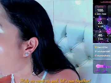 Stripchat Best live sex cam show of evelinn_belen