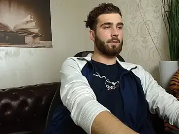 Stripchat Free Porn Cam of KyloEast