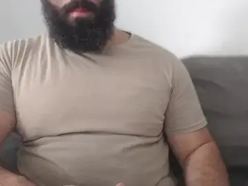 Stripchat Live Sex Cam of hugemachohandsome