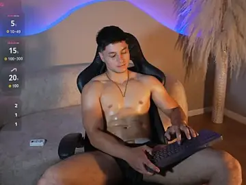 Stripchat Live Sex of Noah_Clarkk