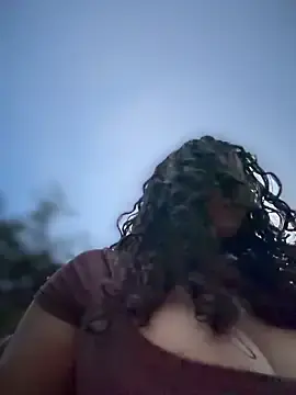 Stripchat Free Porn Cam of Simone_Miller