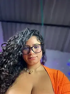 Stripchat Best live sex cam show of Simone_Miller