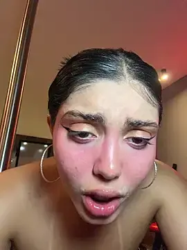 Stripchat Watch Live Sex Cams of zui_lu