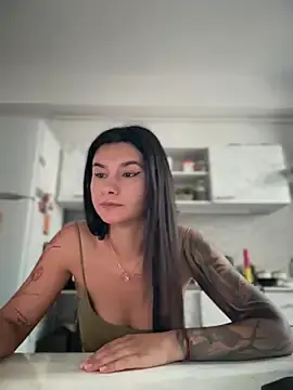 Stripchat Live Sex Cam of DramaQueen__