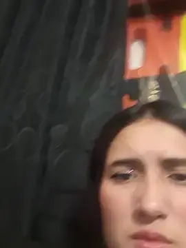 Stripchat Adult Webcam of MIA_COINS