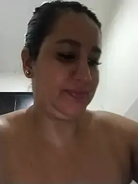 Stripchat Sex Cam of keilymadam