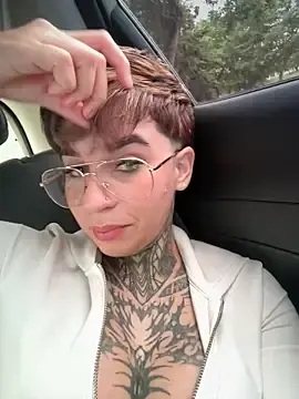 Stripchat Live Porn of AliceShazaham_