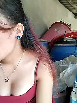 Stripchat Free Porn Cam of lylylove