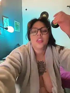 Stripchat Adult Webcams of miacanela_xo