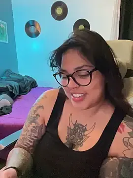Stripchat Free Porn Cam of miacanela_xo