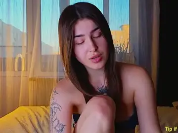 Stripchat Best Webcam of TinyMollys