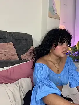 Stripchat Best Webcam of ladulcemary_