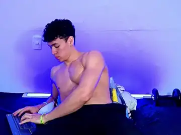 Stripchat Private Sex Chat of Luke_Muscle