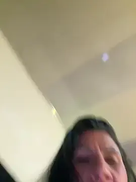 Stripchat Free Porn Cam of saaalome_1