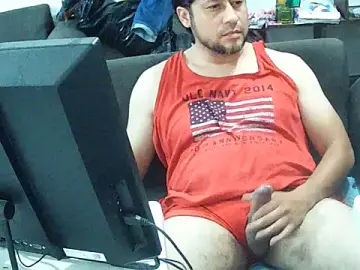 Stripchat Watch Live Sex Cams of simpatico1000