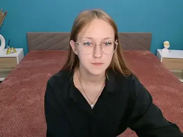 Stripchat Free Porn Cam of Calista_Everleig