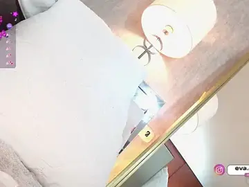 Stripchat Live Porn of eva_cuper