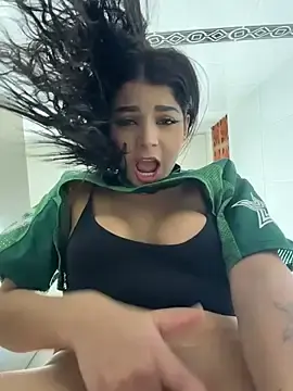 Stripchat Best Webcam of ArieliciousXXX