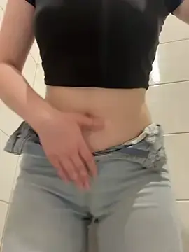 Stripchat Nude Webcam of Cumonmme