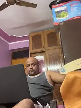 Stripchat Free Porn Cam of Dick_6inches_Delhi