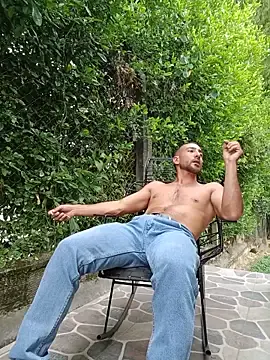 Stripchat Watch Live Sex Cams of sebasxx97