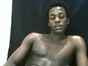 Stripchat Free Porn Cam of Bigras0011