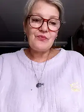 Stripchat Sex Cam of irinamaux
