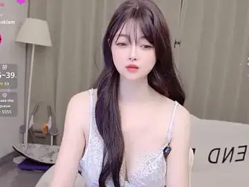 Stripchat Watch Live Sex Cams of uikyy1