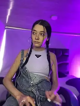 Stripchat Free Porn Cam of Isabella_21x