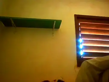 Stripchat Adult Webcam of buenocouple