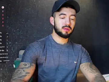 Stripchat Sex Cam of MarkWalker__
