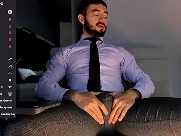 Stripchat Live Sex Cam of MarkWalker__