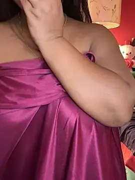 Stripchat Nude Webcam of mEhAK_________