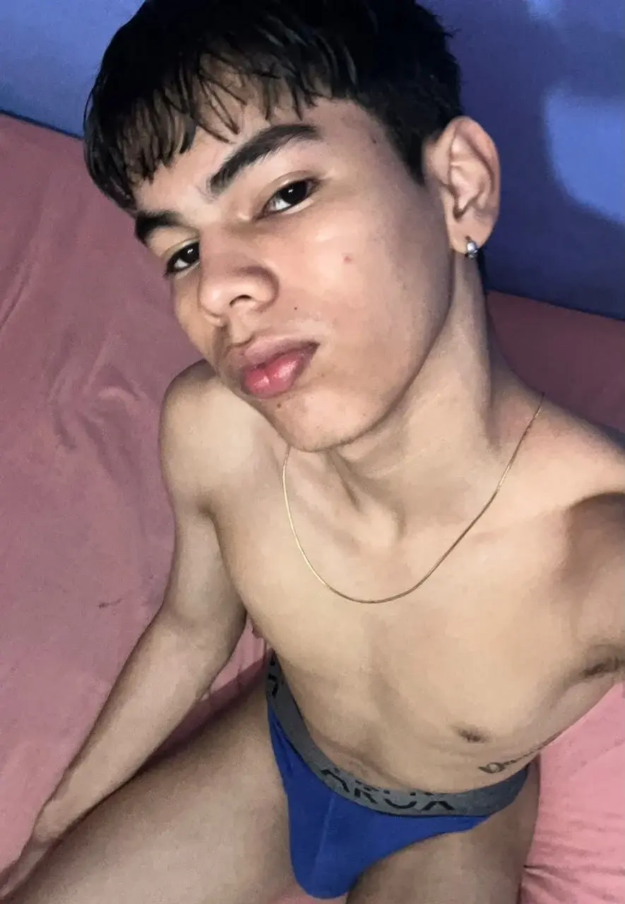 LoganNaughty
