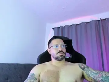 Stripchat Best Webcam of Pierre_Vidal