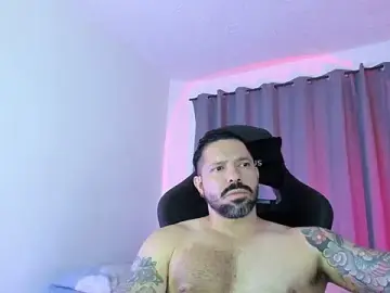 Stripchat Nude Webcam of Pierre_Vidal