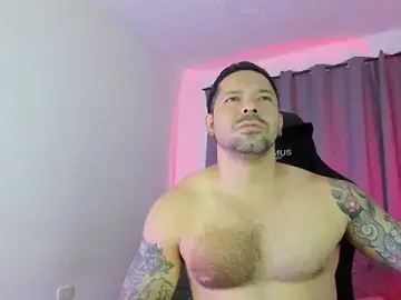 Stripchat Adult Webcams of Pierre_Vidal